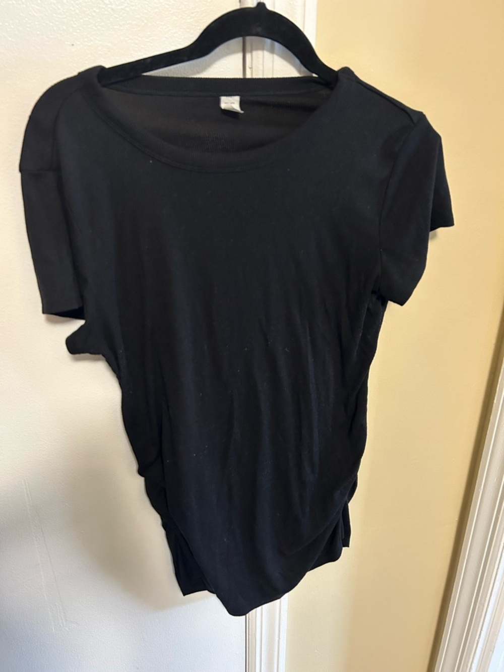 Old Navy Black Short Sleeve Crew Neck Tee